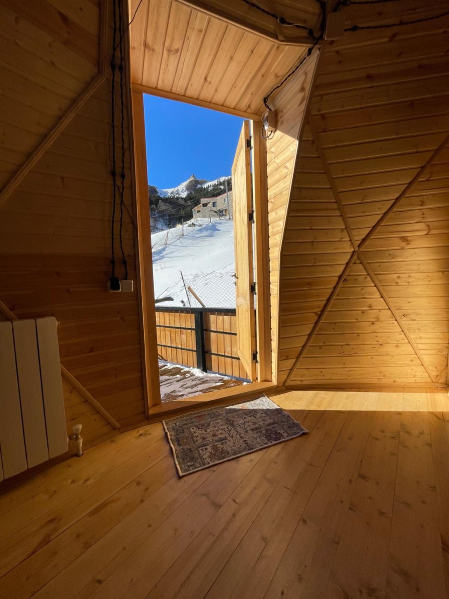 Gabua Glamping Villa Kazbegi Bagian luar foto